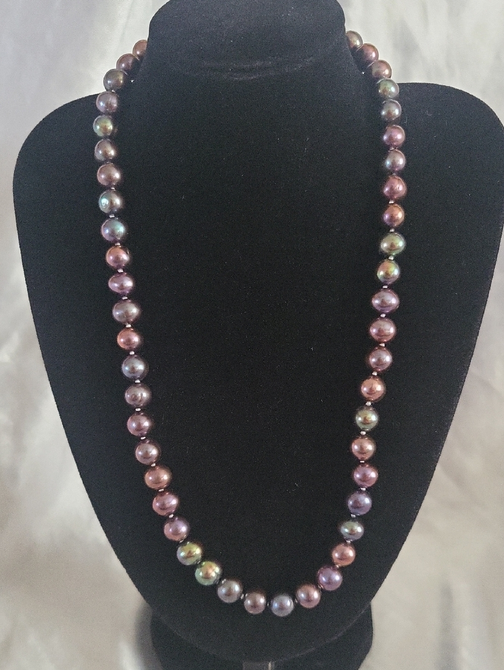 New Real Pearl Necklace Stunning Black Peacock new in box